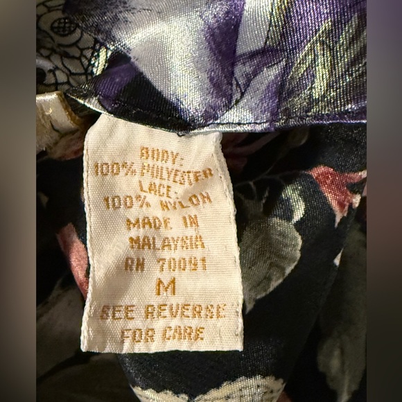 Vintage Victoria’s Secret Floral Lace trim Chemise Nightie Sleepwear Size M - Picture 7 of 13